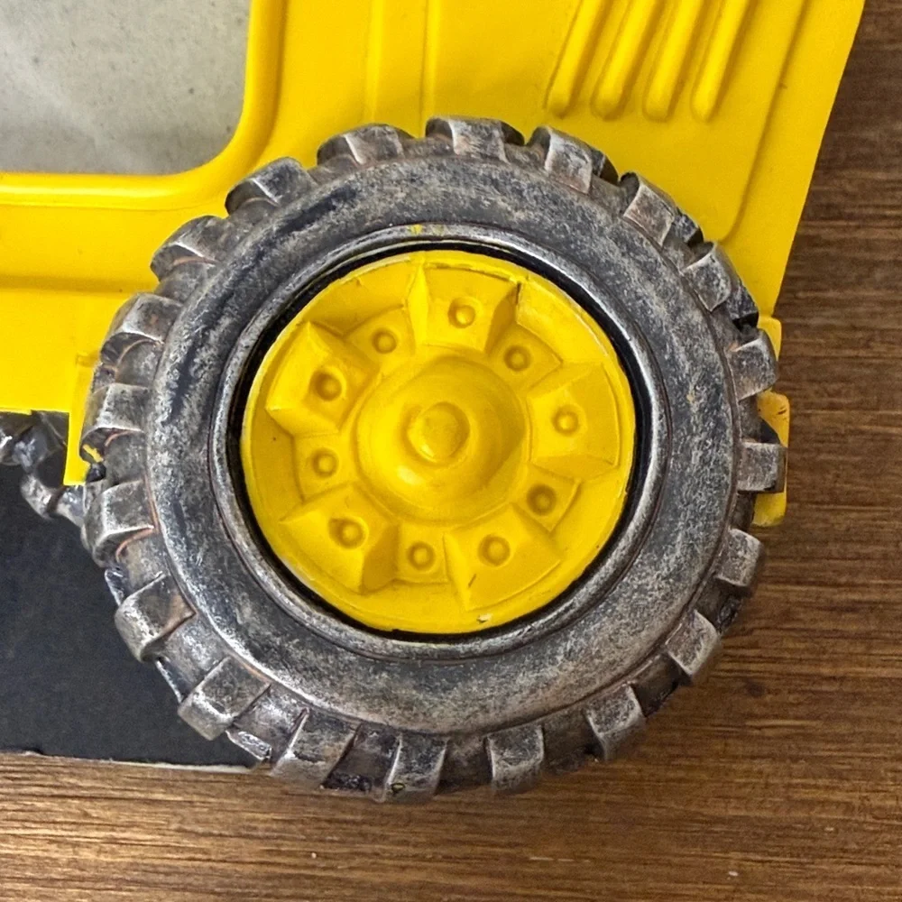 Hasbro tonka enesco